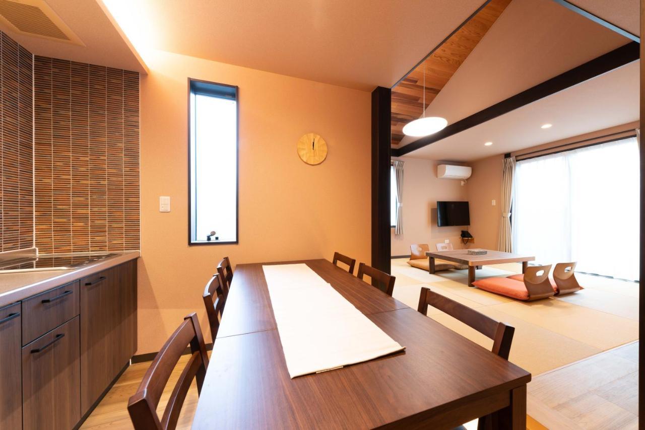 スタジオーネ 箱根強羅 East - Stagione Hakone Gora East Apartment Bagian luar foto